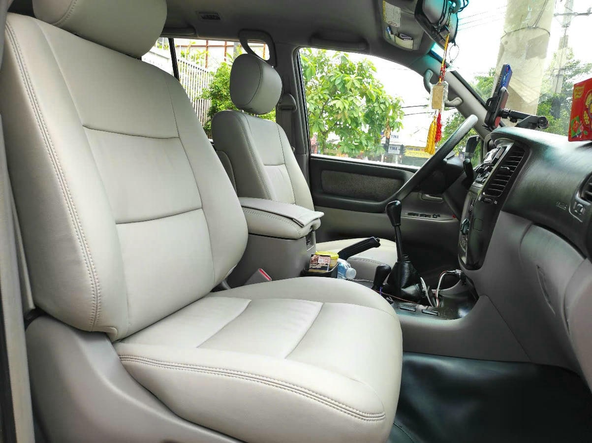Bọc ghế da Toyota Land Cruiser