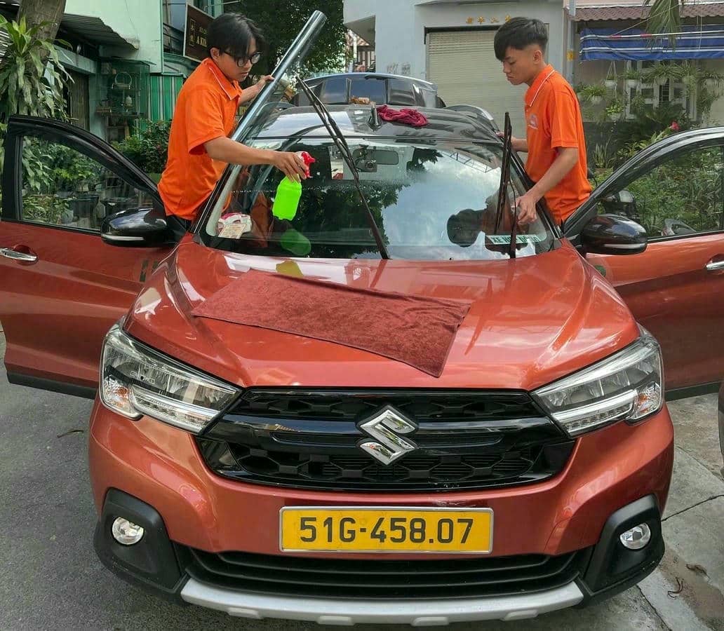 Dán Phim Cách Nhiệt Cho Suzuki Xl7