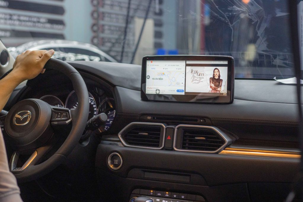 Chia đôi trên màn hình  android Mazda CX5 2022