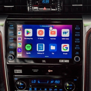 Android box cho Toyota Fortuner