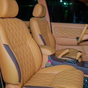 Bọc ghế da cho Toyota Fortuner  Bọc ghế da cho Toyota Fortuner