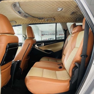 Bọc ghế da cho Toyota Innova