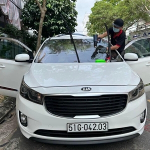 Dán phim cách nhiệt cho Kia Sedona