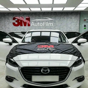 Dán phim cách nhiệt cho Mazda 3