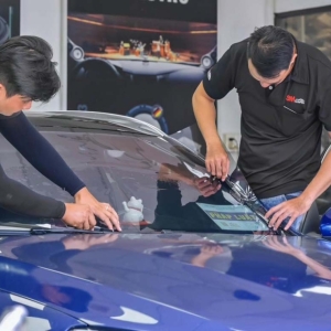 Dán phim cách nhiệt ô tô tại Bình Thạnh