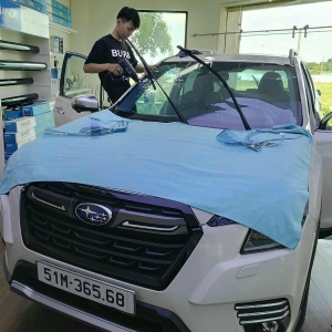 Dán phim cách nhiệt ô tô tại quận 1