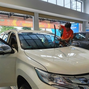 Dán Phim Cách Nhiệt Tại Phú Thuận