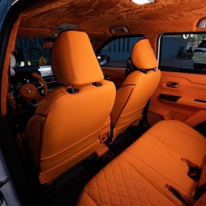 Đổi màu nội thất cho Toyota Raize